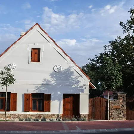 Oszter-haz Lägenhet