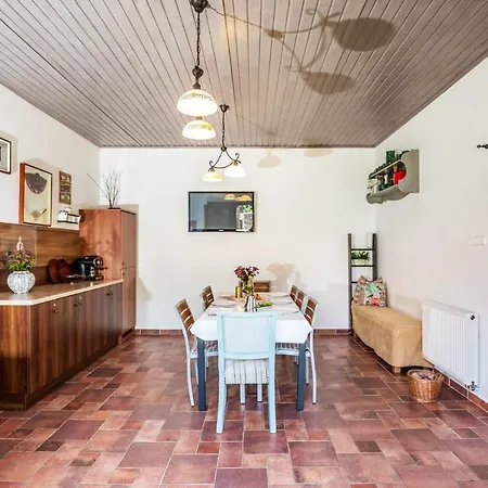 Oszter-ház Apartman Kékkút